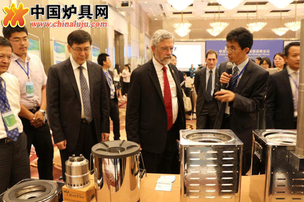 中美+清洁炉灶国际发展战略论坛在京召开